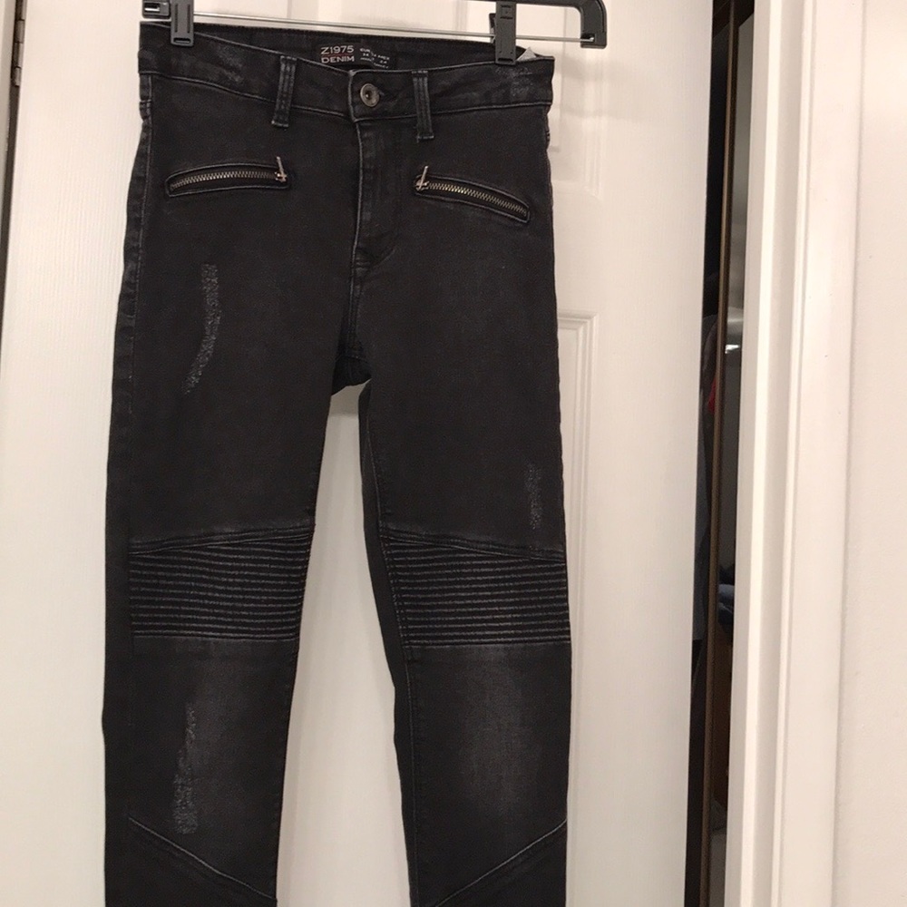 Black lined Zara jeans